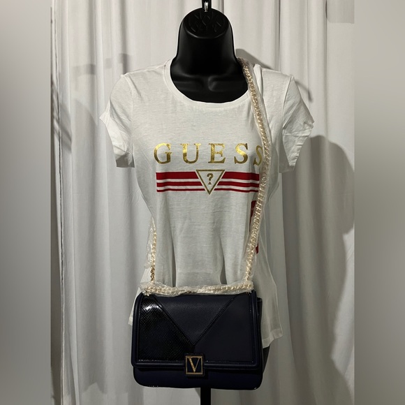 Victoria Secret’s 2 Way Chain Crossbody - Picture 3 of 3